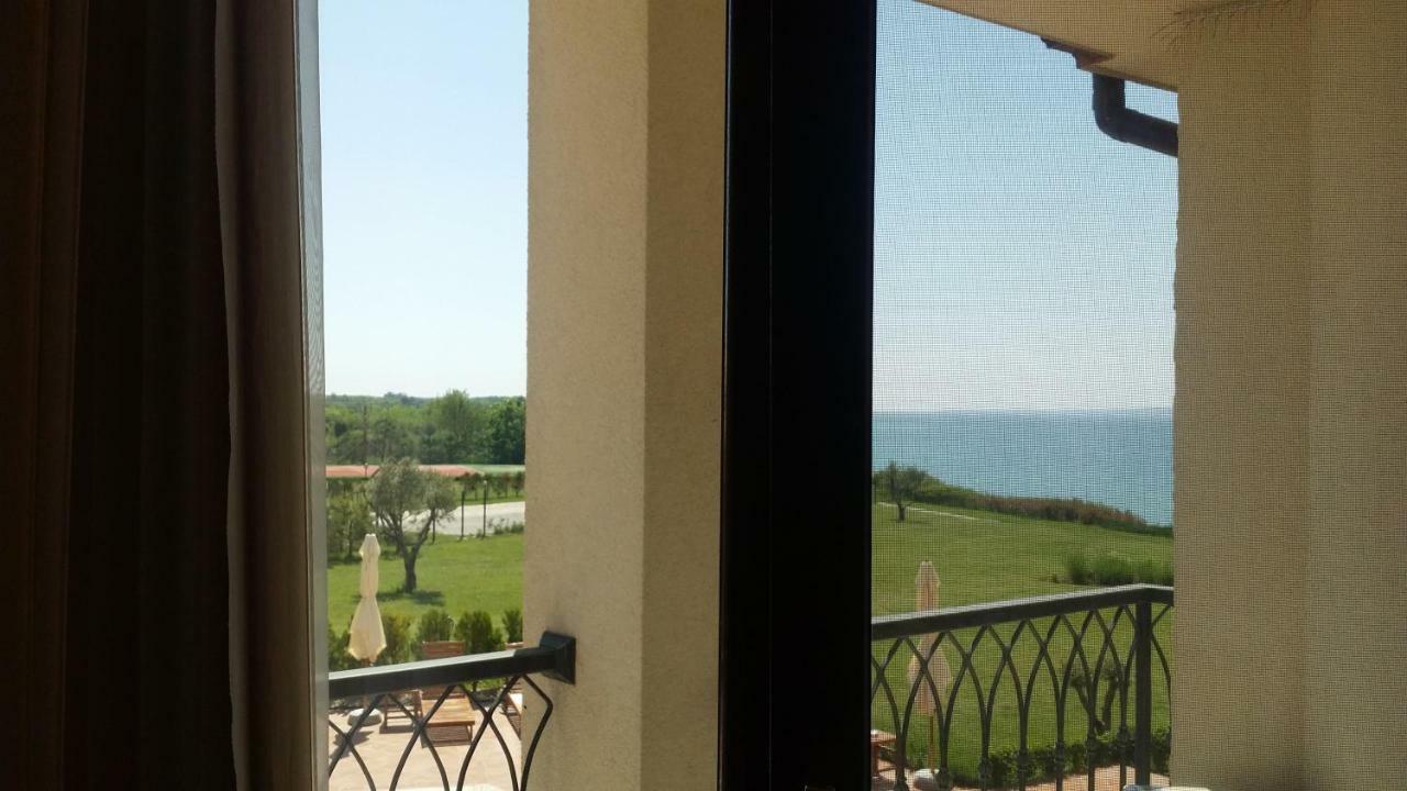 Sarafovo D&V Apartments Burgas Exteriör bild